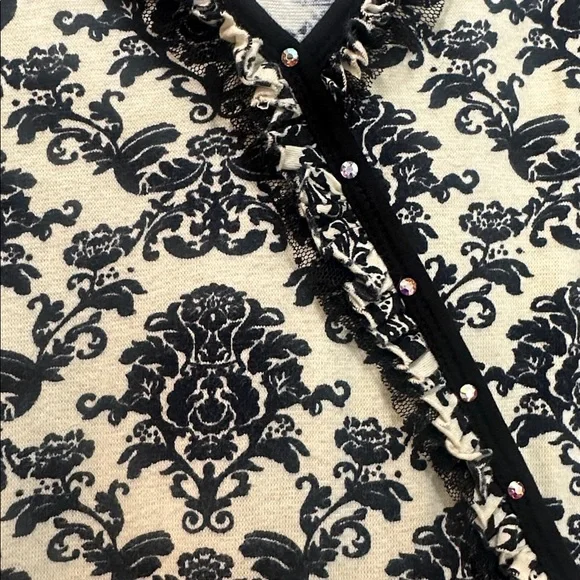 Ooh! La, La! Couture Black and Cream Lace Dress Size 6